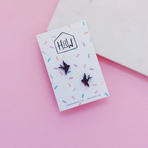 House Of Wonderland - Black Swallow Earrings