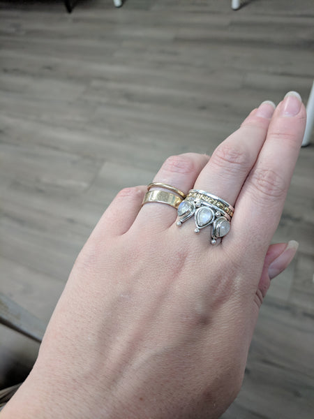 Baizaar Sterling Silver Moonstone Crown Spinner Ring